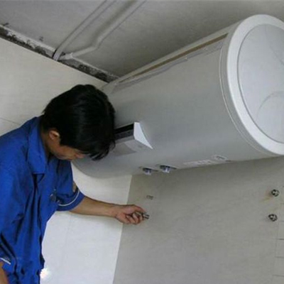 年代热水器维修安装案例